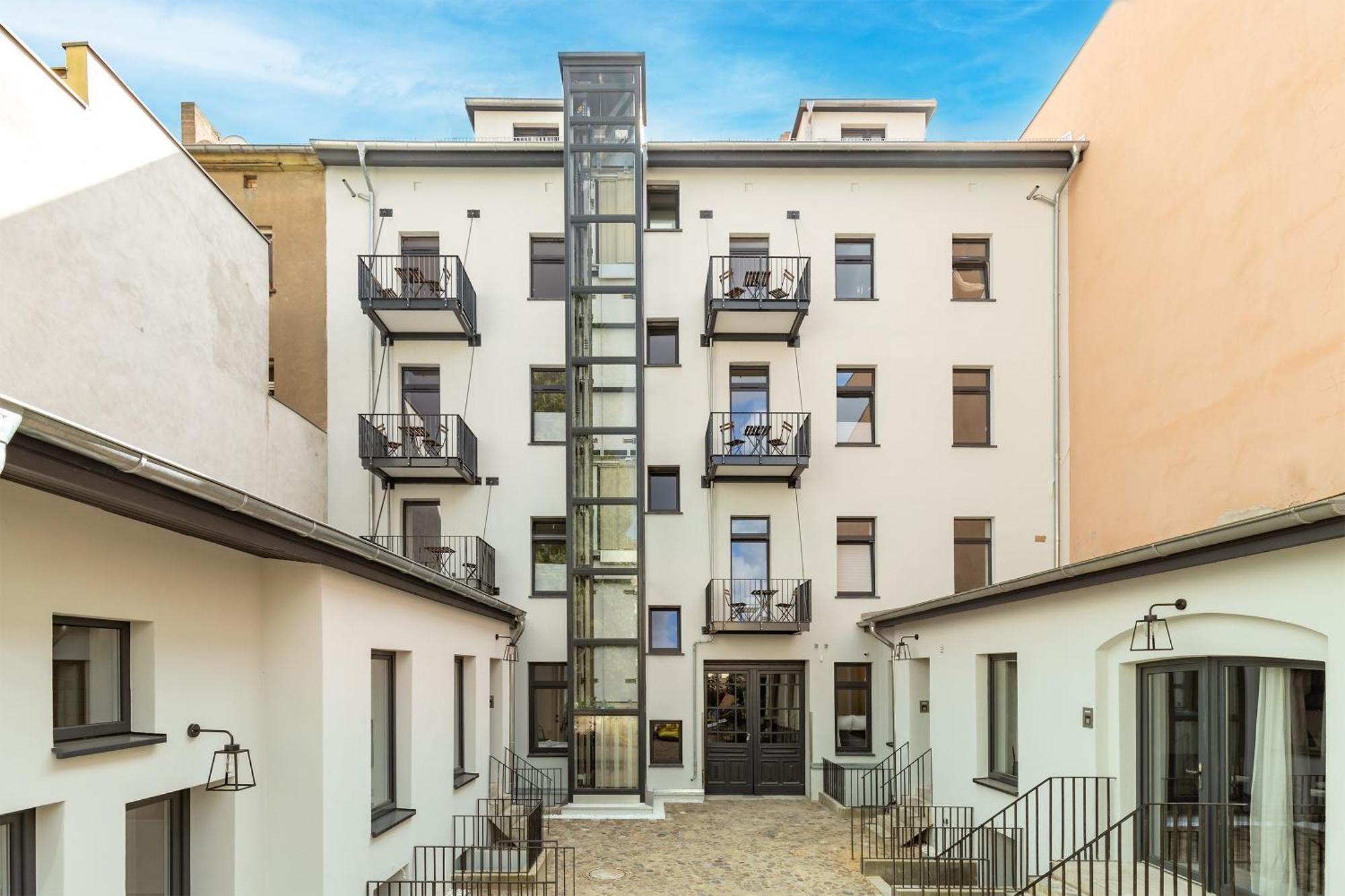 Coolest Apartment In Berlin, Easy Check-In, Close To Center, Black & White Maisonette #6 Exterior photo