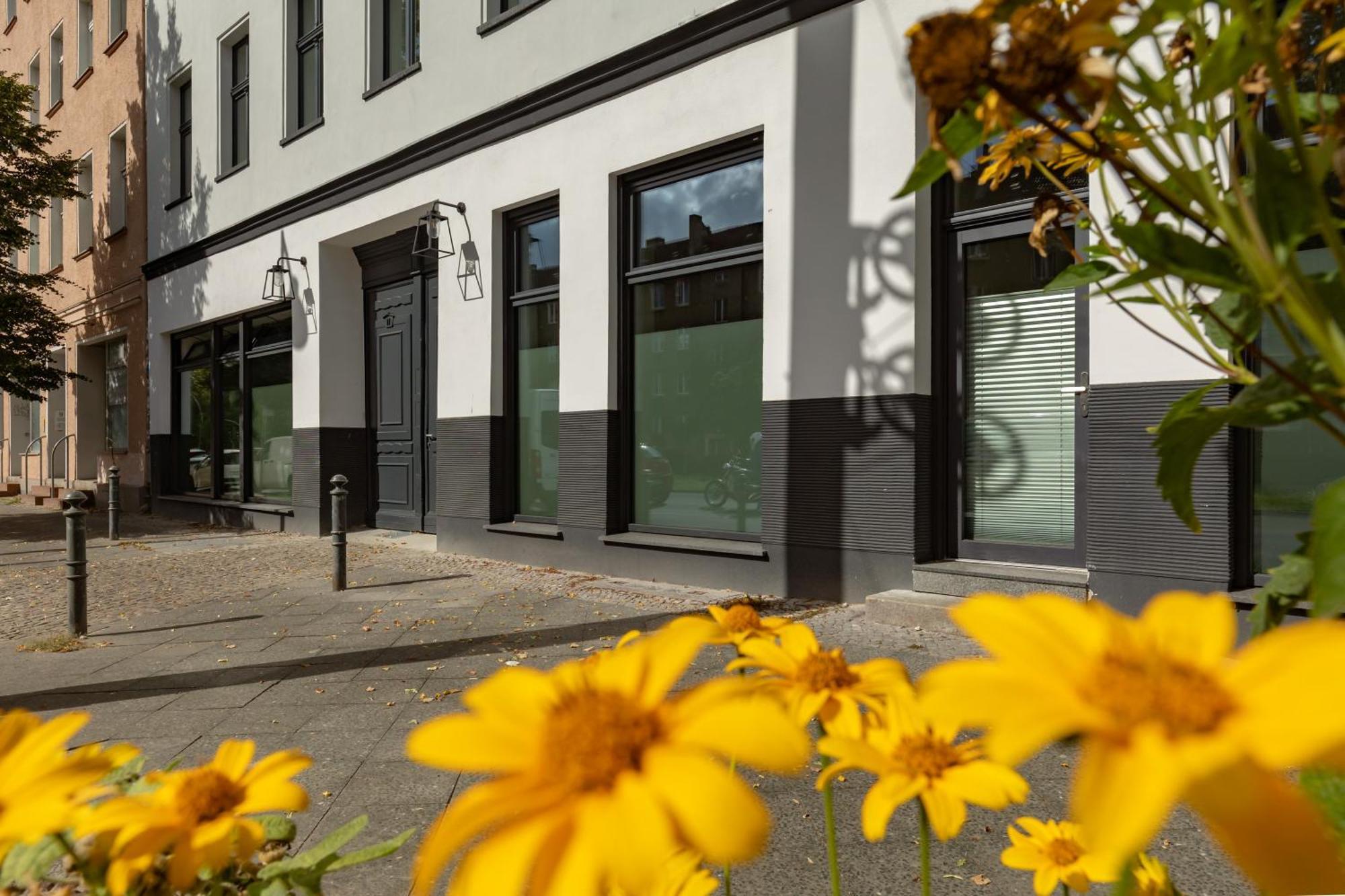 Coolest Apartment In Berlin, Easy Check-In, Close To Center, Black & White Maisonette #6 Exterior photo